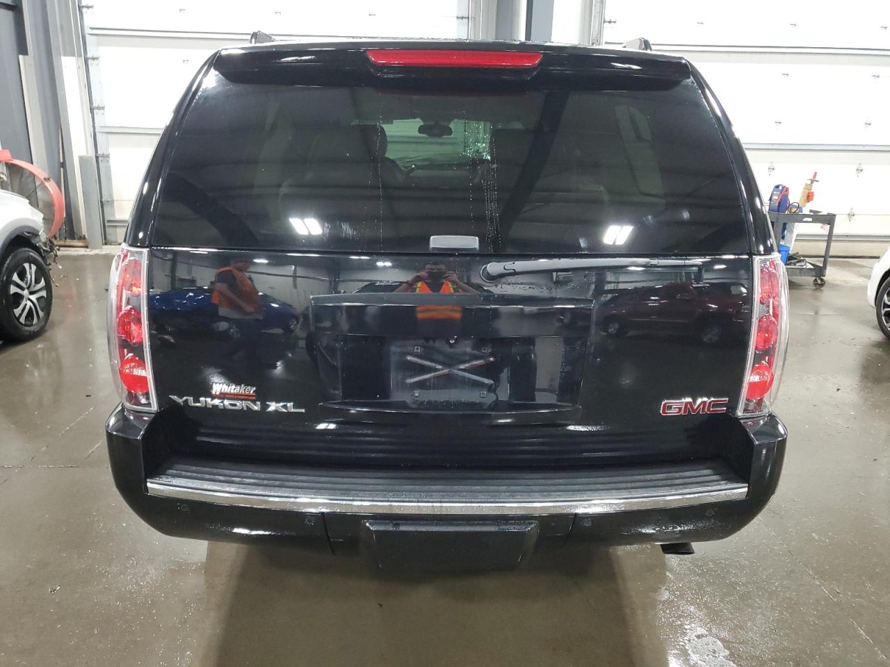 1GKS2MEF6ER158647 2014 GMC Yukon Xl Denali