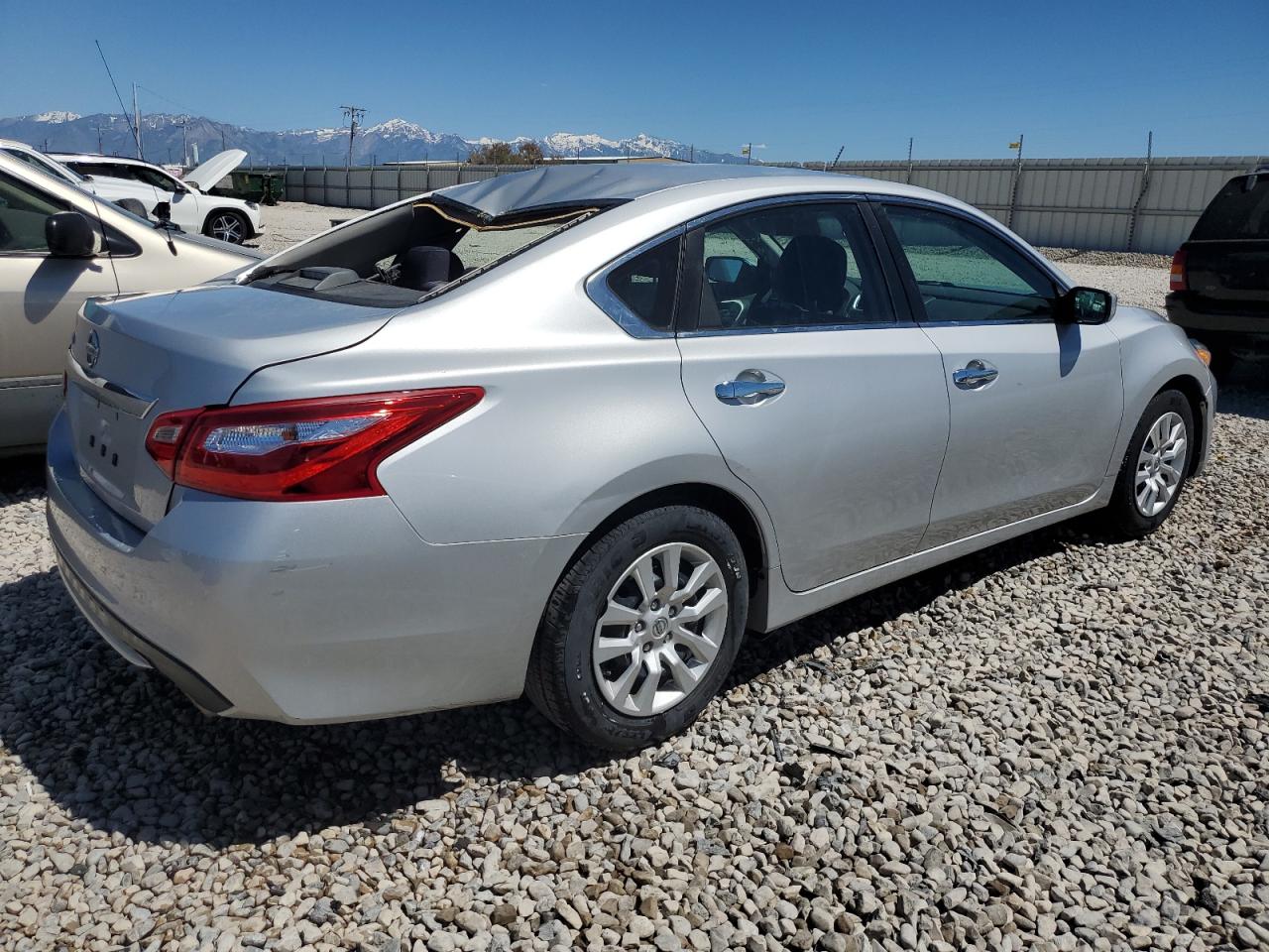 1N4AL3AP5GN362093 2016 Nissan Altima 2.5