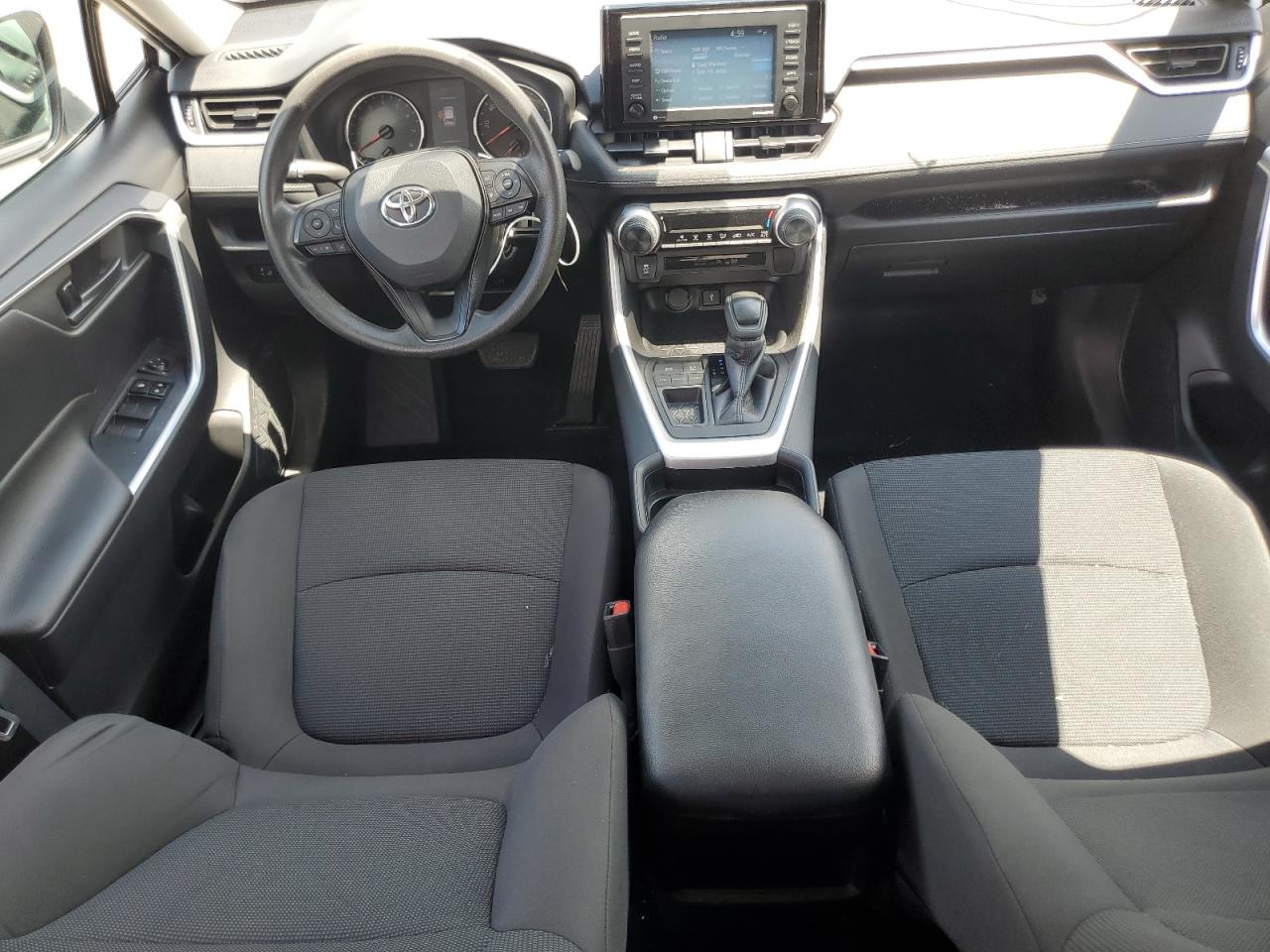 2T3K1RFV4MC104717 2021 Toyota Rav4 Le