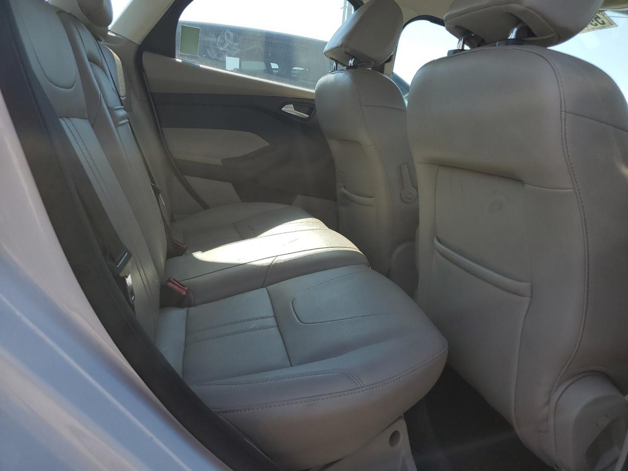 1FAHP3H20CL474352 2012 Ford Focus Sel