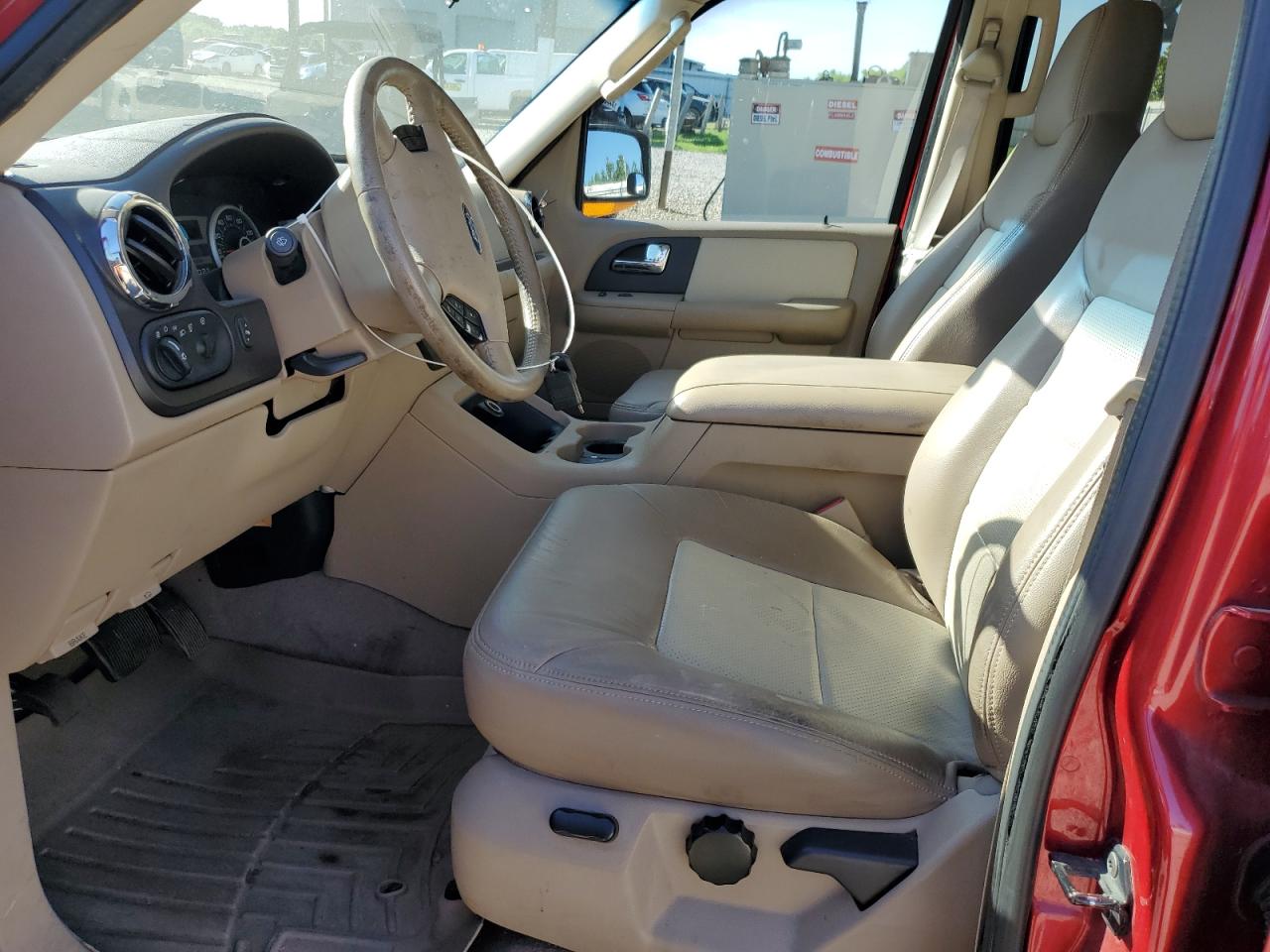 1FMFU17545LA73475 2005 Ford Expedition Eddie Bauer