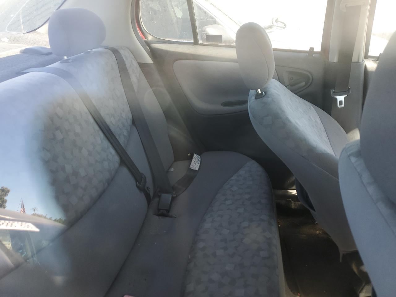 JTDBT123920206627 2002 Toyota Echo