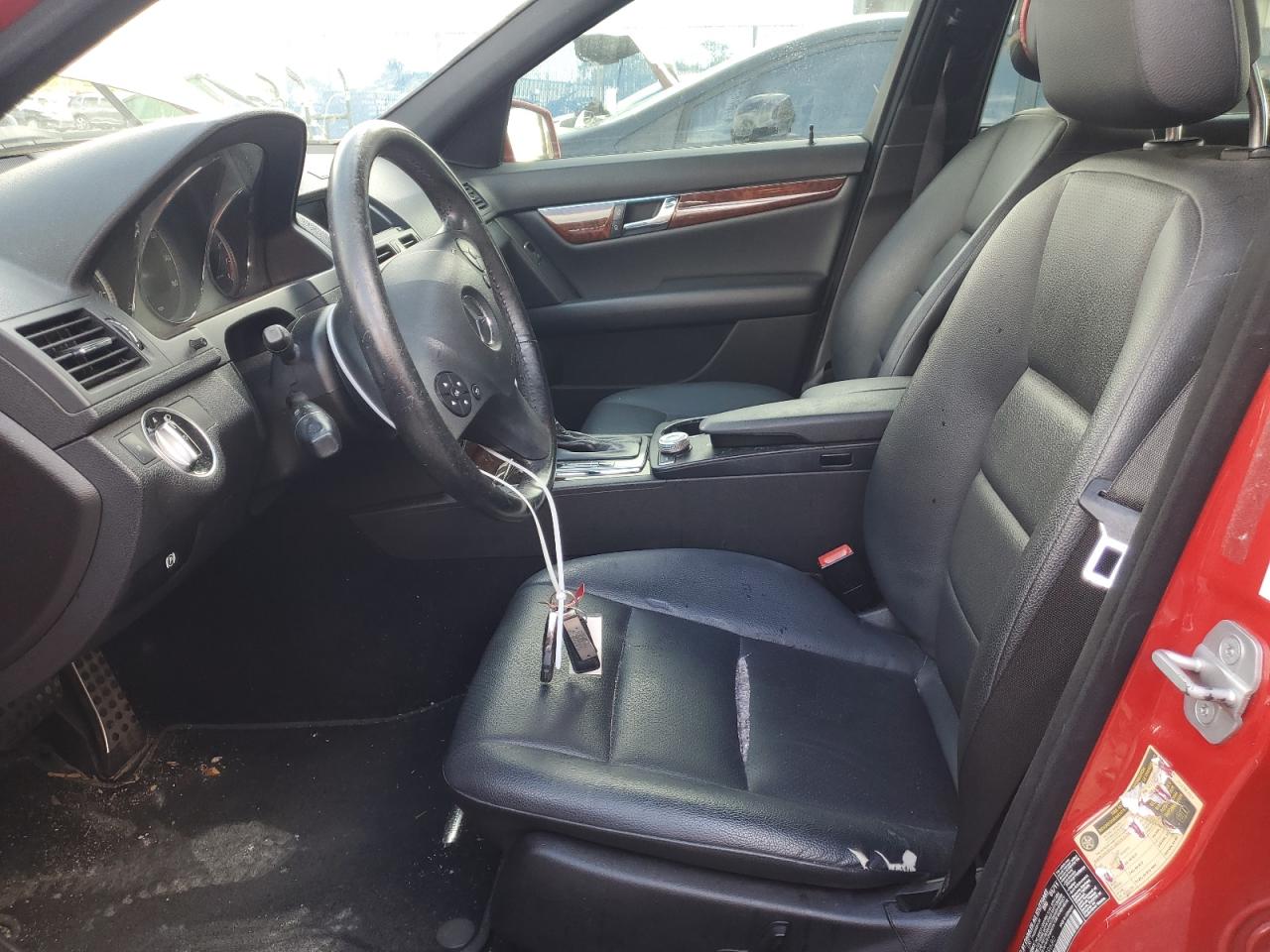 WDDGF5EBXBF629680 2011 Mercedes-Benz C 300