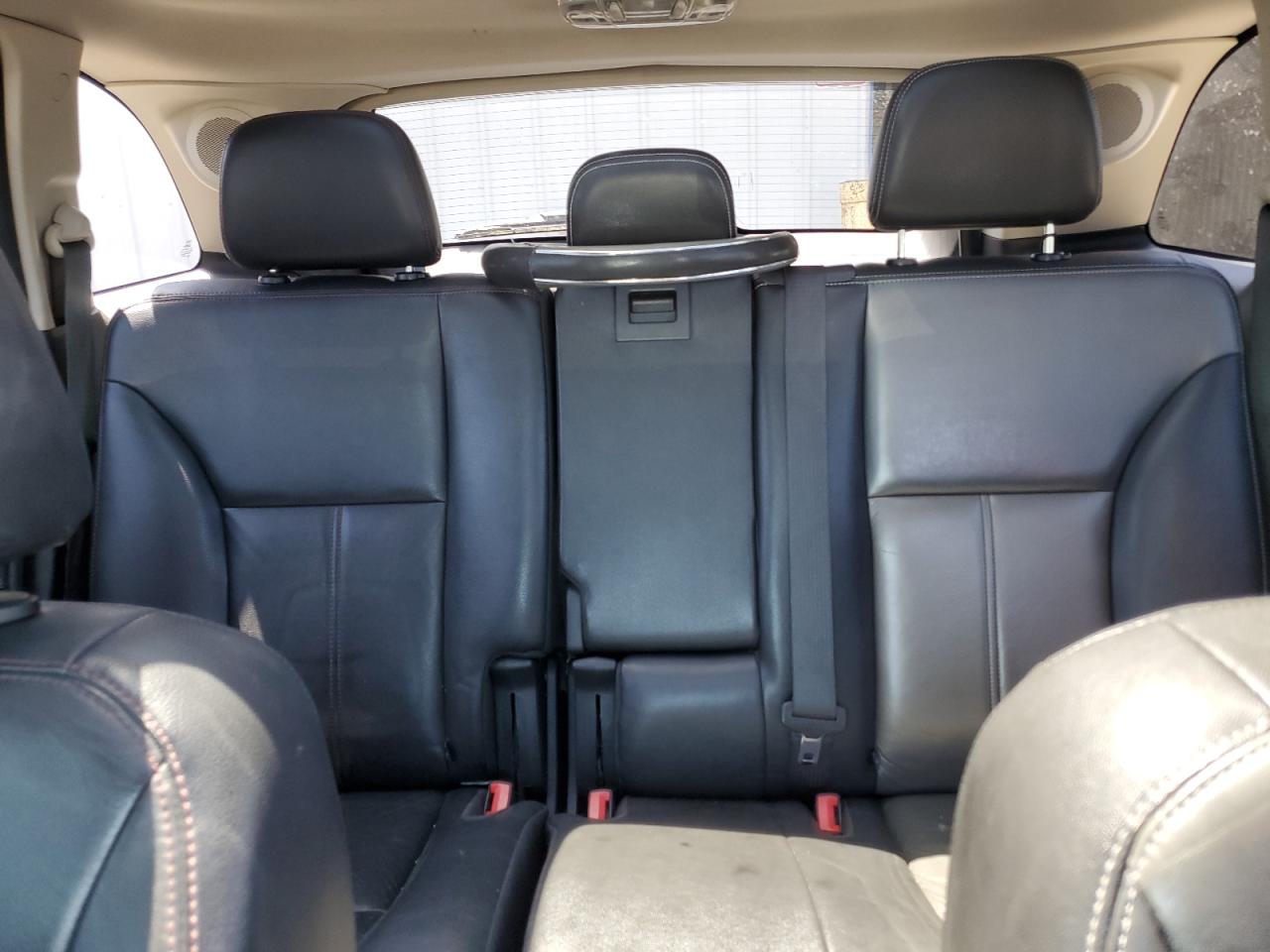 2FMDK3AKXBBA52696 2011 Ford Edge Sport