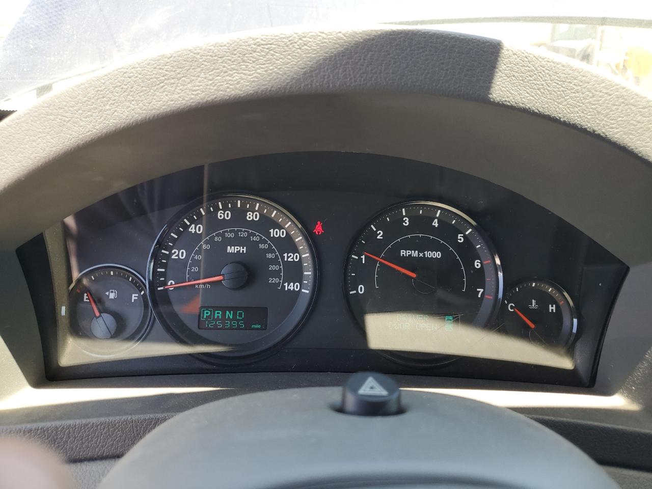 1J8GR48K56C120085 2006 Jeep Grand Cherokee Laredo