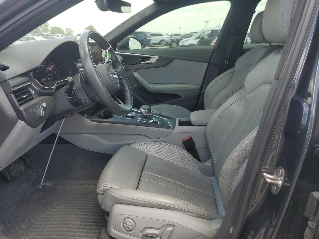 WAUFNAF41KA016861 2019 Audi A4 Prestige