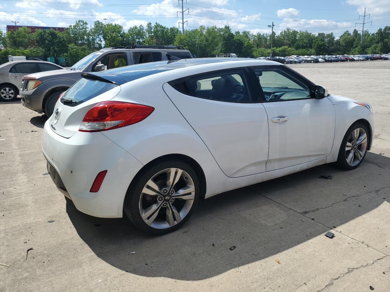 2014 Hyundai Veloster vin: KMHTC6AD9EU192460