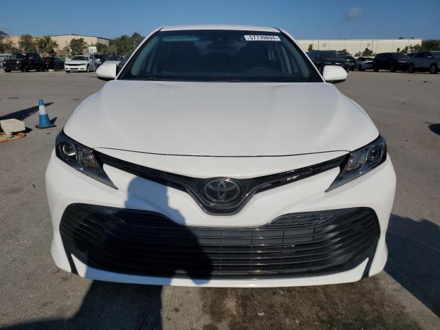 2020 Toyota Camry Le VIN: 4T1C11AK9LU370405 Lot: 57739894