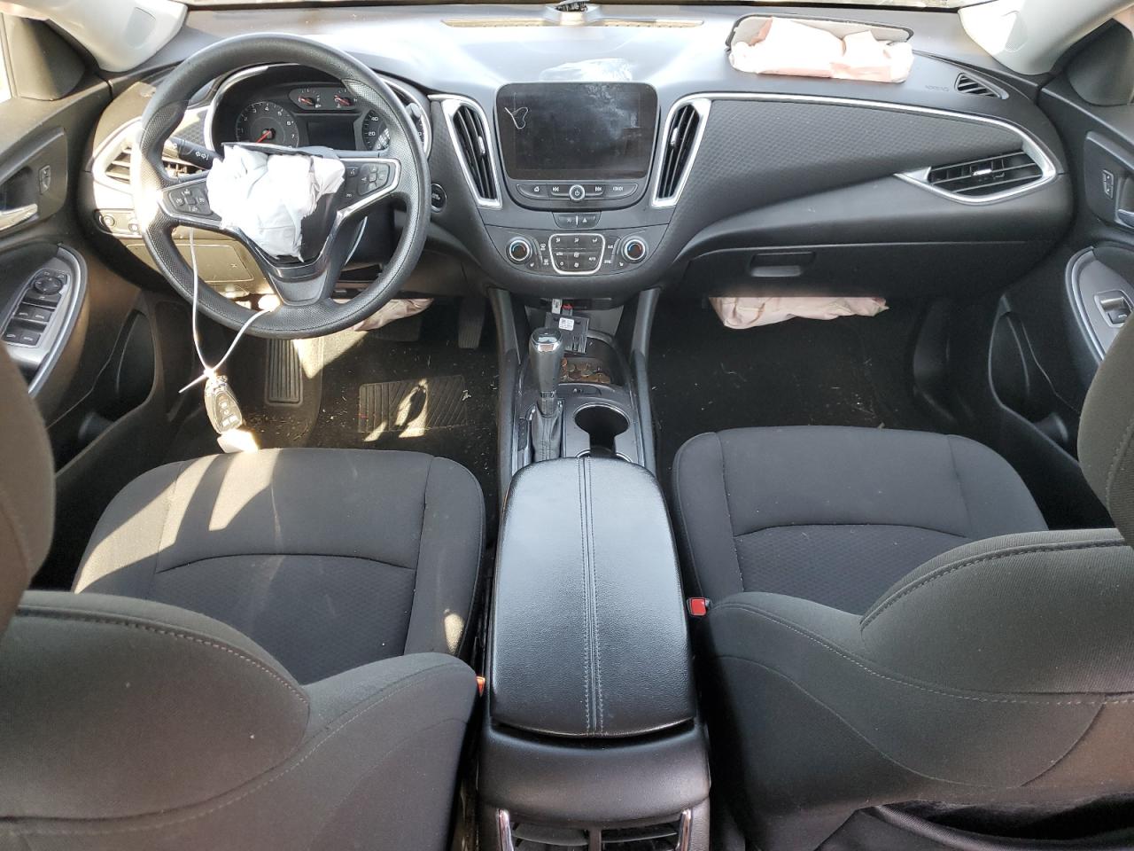 1G1ZD5ST3LF123575 2020 Chevrolet Malibu Lt