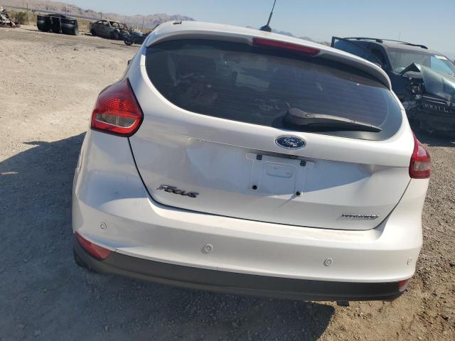 1FADP3N29HL299819 2017 Ford Focus Titanium