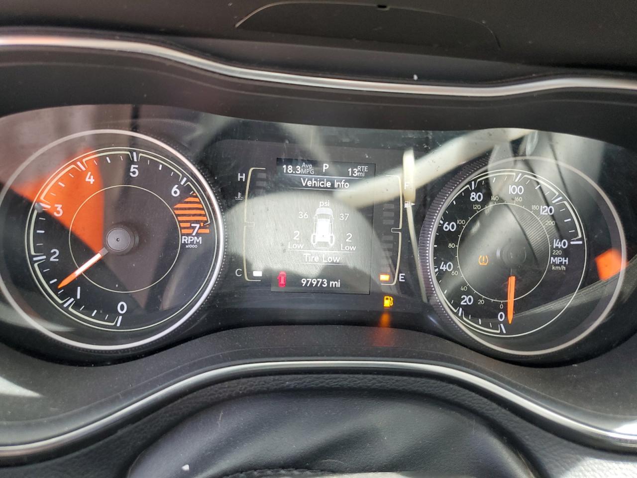 1C4PJLLB6KD307985 2019 Jeep Cherokee Latitude Plus