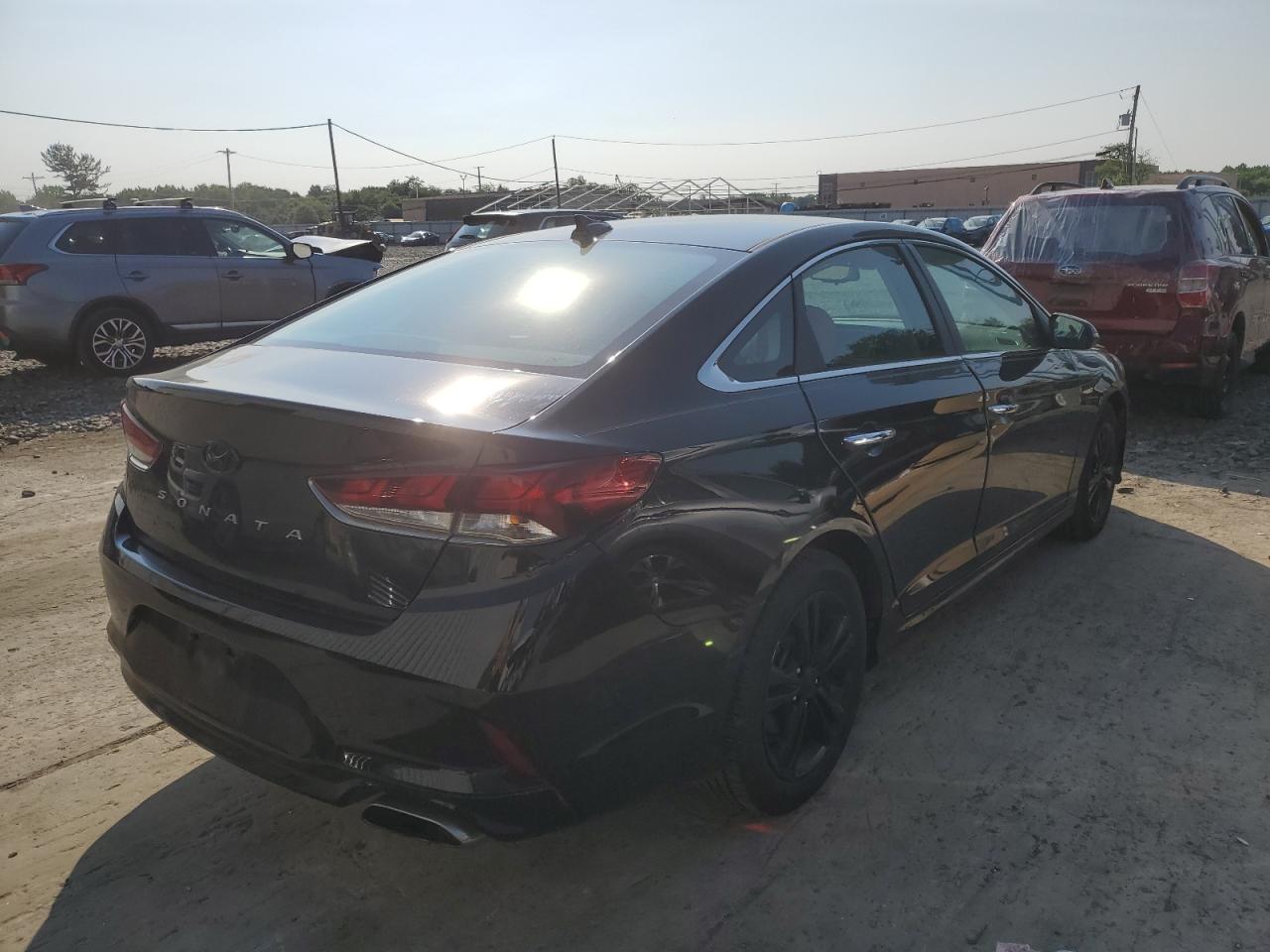 Lot #2662099991 2019 HYUNDAI SONATA LIM