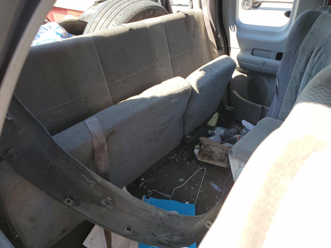 1FTRX07W42KA86840 2002 Ford F150