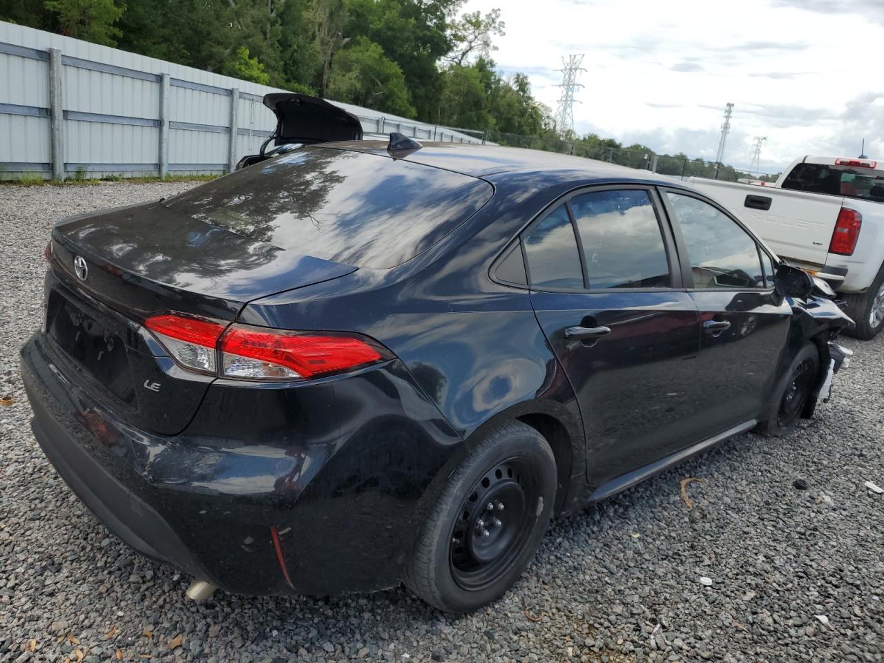 2021 Toyota Corolla Le vin: JTDEPMAE2MJ127447