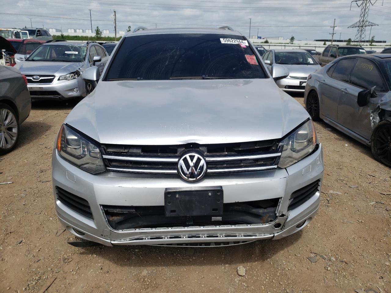 2012 Volkswagen Touareg V6 vin: WVGEF9BP9CD009937