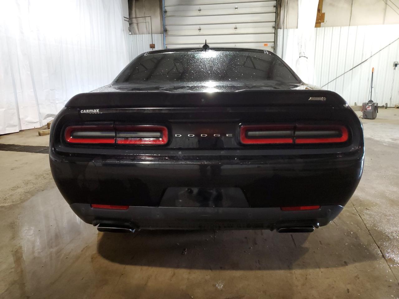 Lot #2940691317 2017 DODGE CHALLENGER