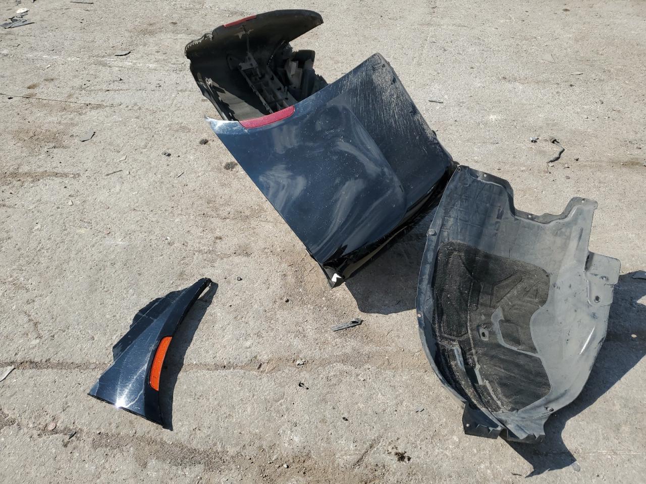 2C3CCABG4JH214527 2018 Chrysler 300 S