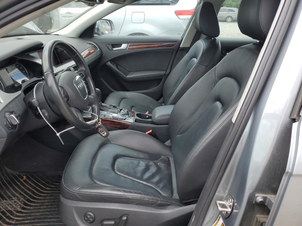 WAUFFAFL7BN053085 2011 Audi A4 Premium Plus