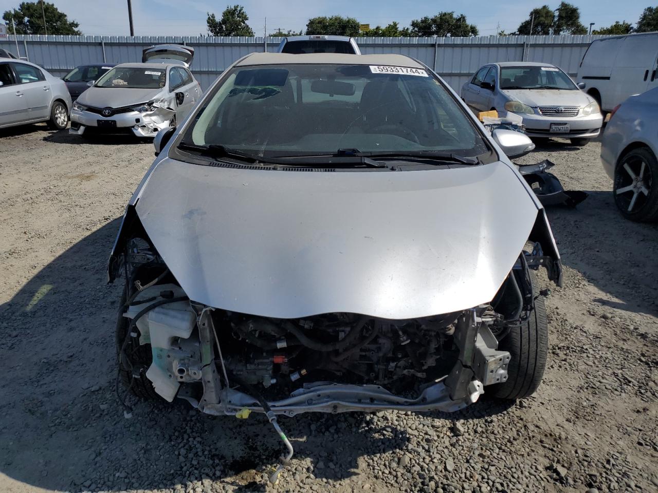 2015 Toyota Prius C vin: JTDKDTB33F1104975