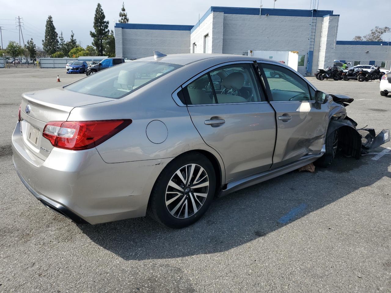 2018 Subaru Legacy 2.5I Premium vin: 4S3BNAF65J3045981