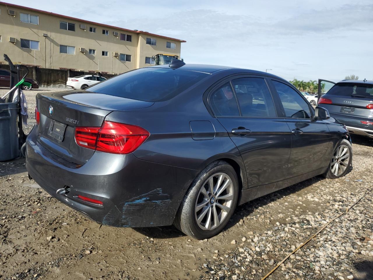 WBA8A9C55GK616638 2016 BMW 320 I