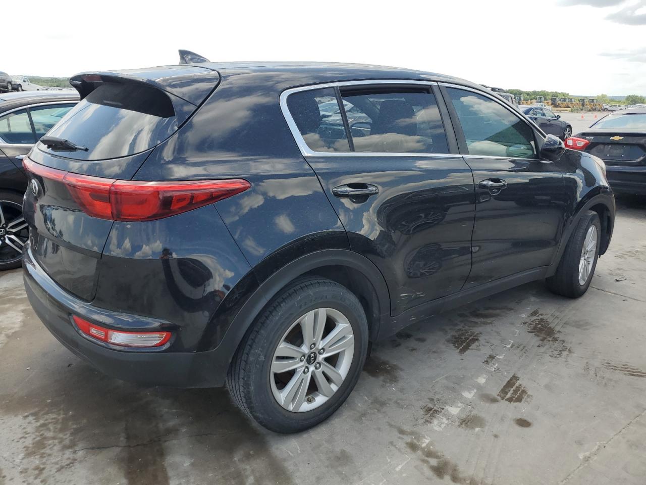 2017 Kia Sportage Lx vin: KNDPM3AC4H7101137