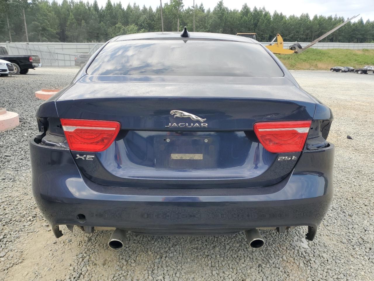 SAJAD4BG5HA972775 2017 Jaguar Xe Premium