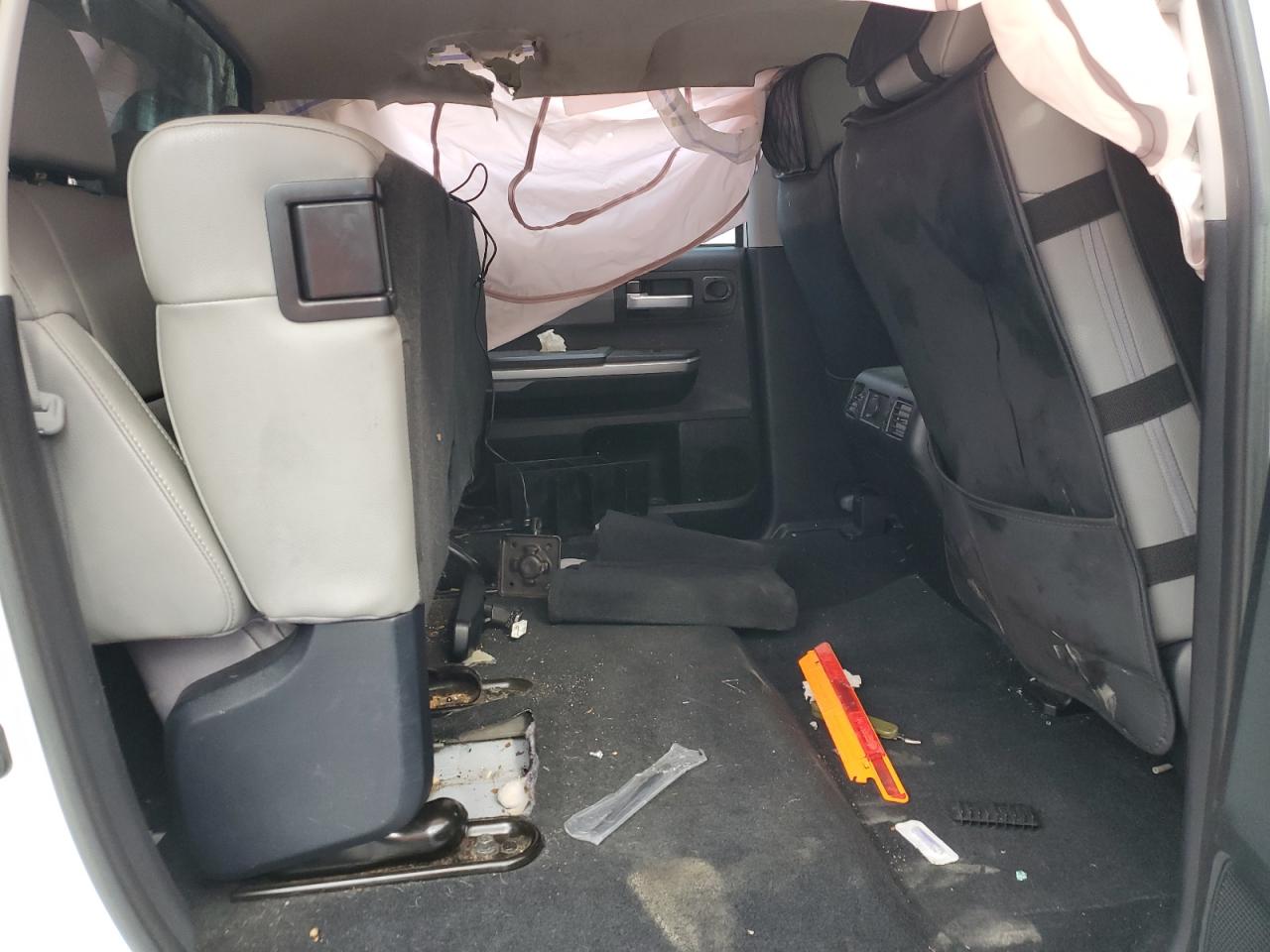 5TFHW5F15HX599852 2017 Toyota Tundra Crewmax Limited