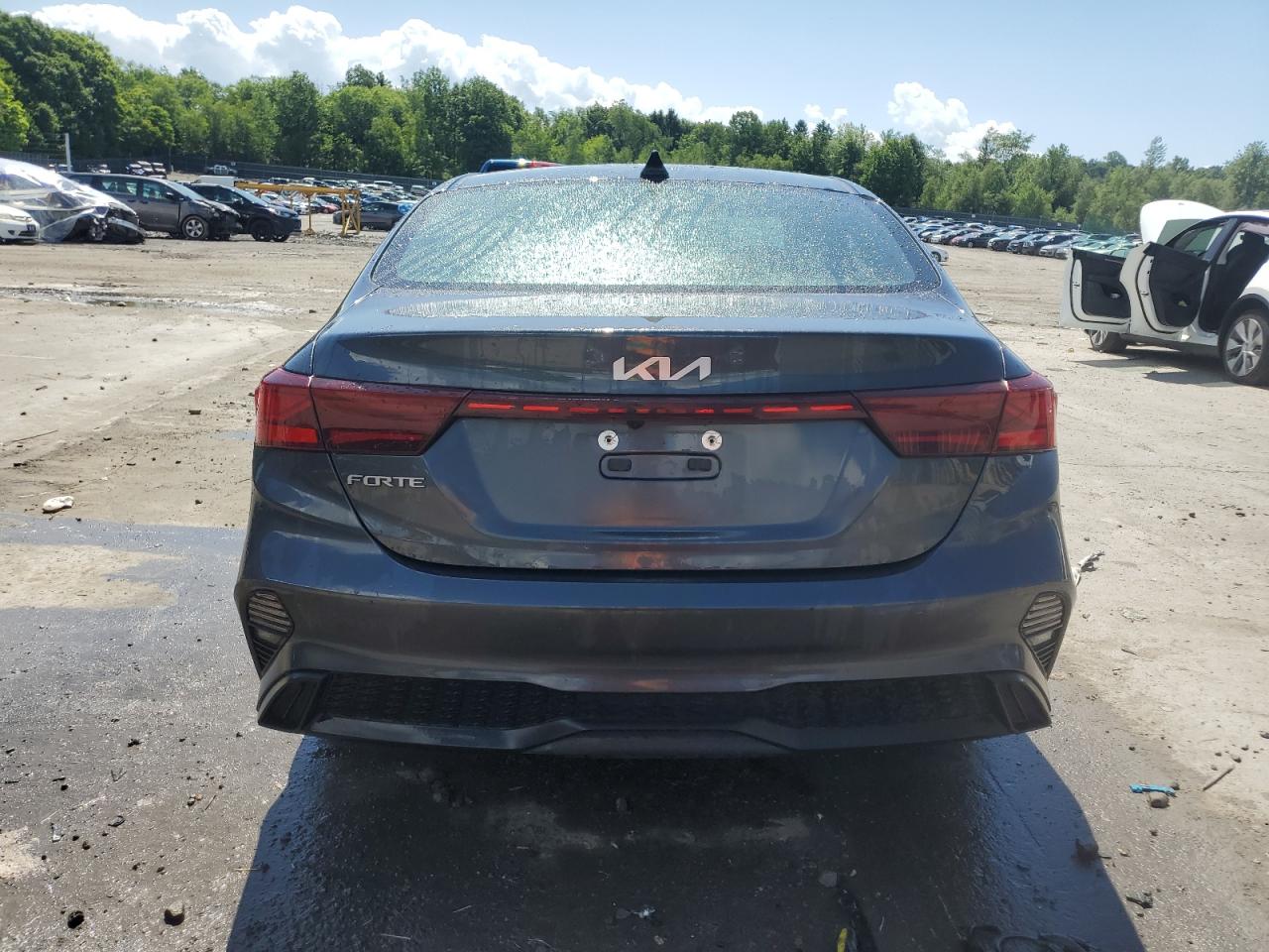 3KPF24ADXNE501750 2022 Kia Forte Fe