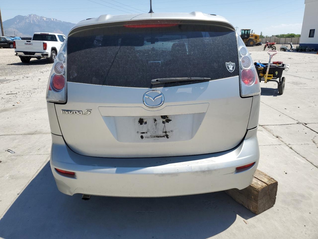JM1CR293870147107 2007 Mazda 5