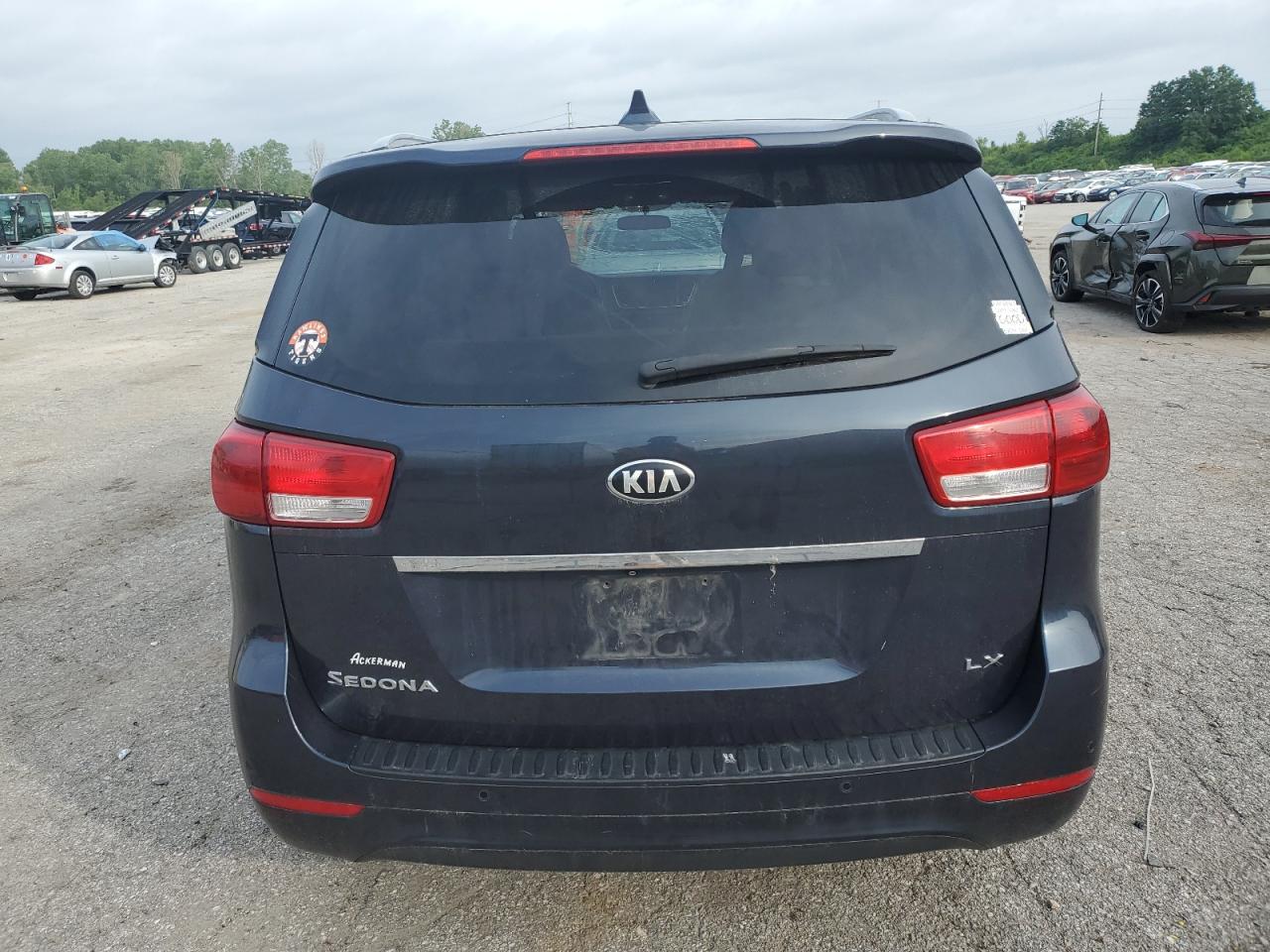 KNDMB5C12G6082432 2016 Kia Sedona Lx