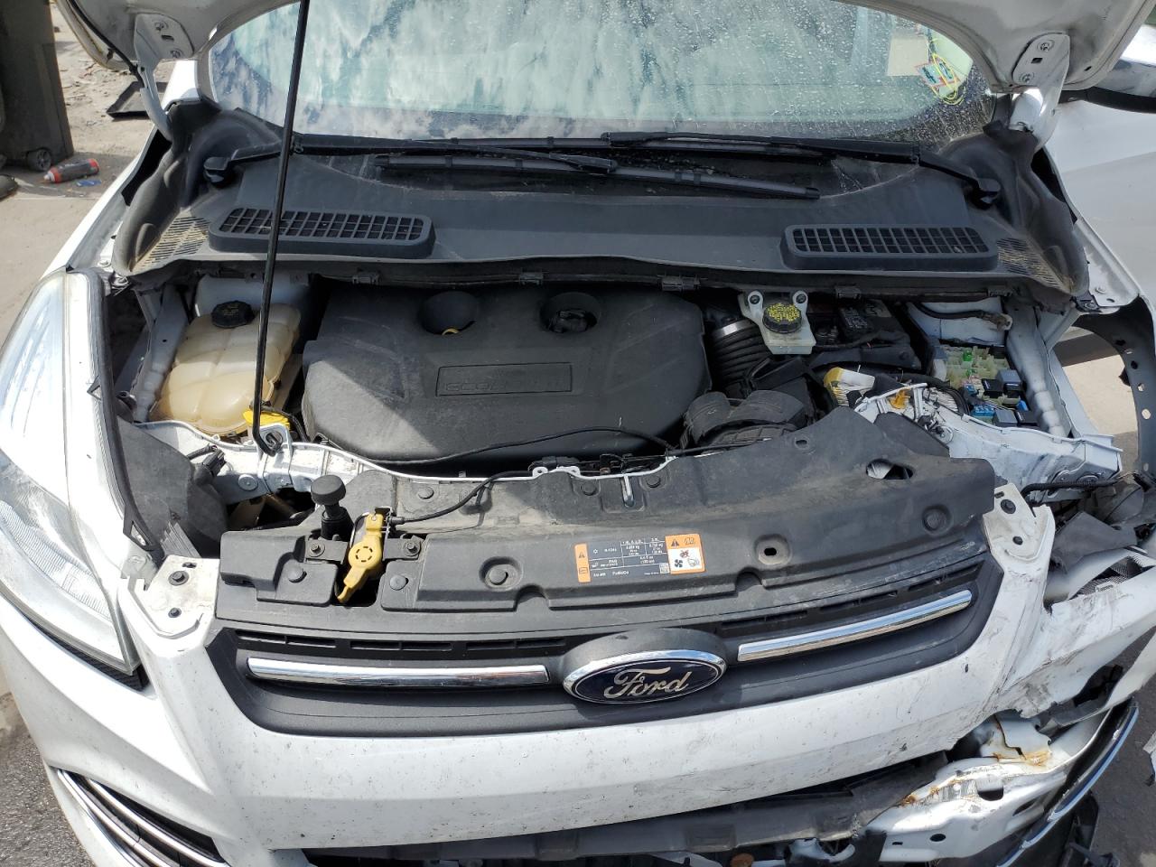 1FMCU9G91FUA70047 2015 Ford Escape Se