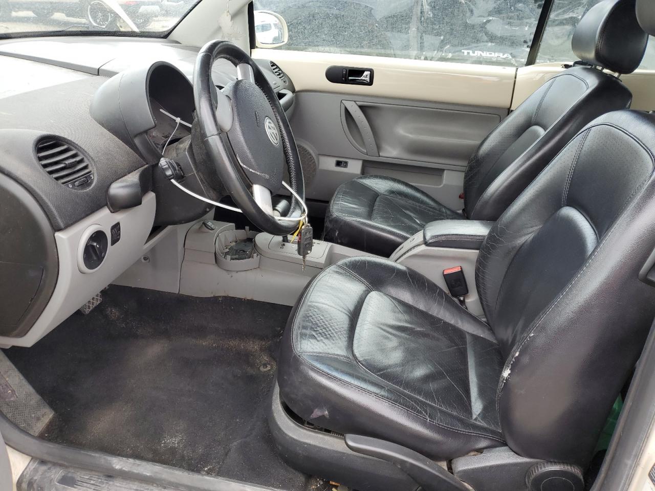 3VWCK21Y13M308977 2003 Volkswagen New Beetle Gls