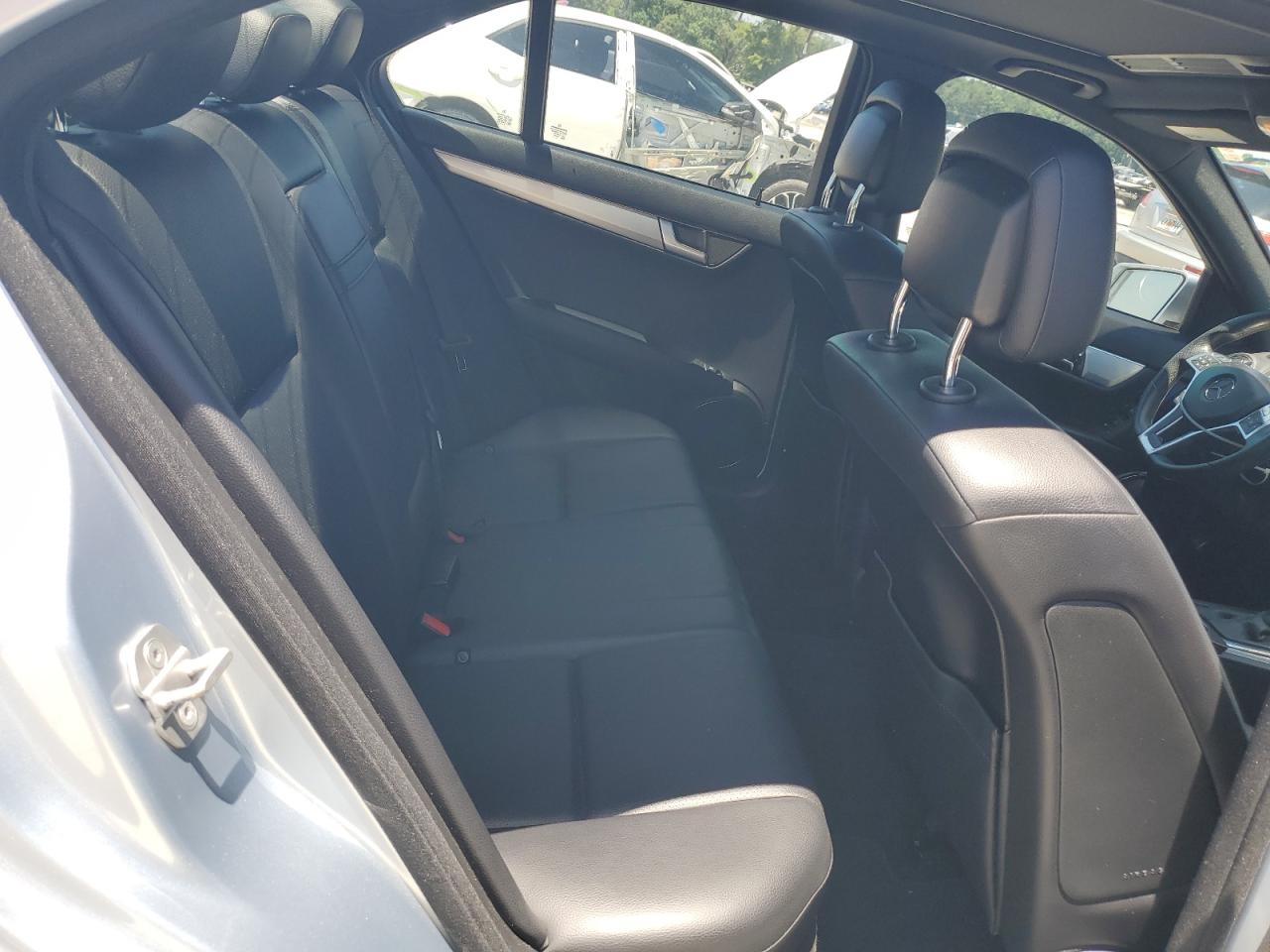 WDDGF8ABXDR270386 2013 Mercedes-Benz C 300 4Matic