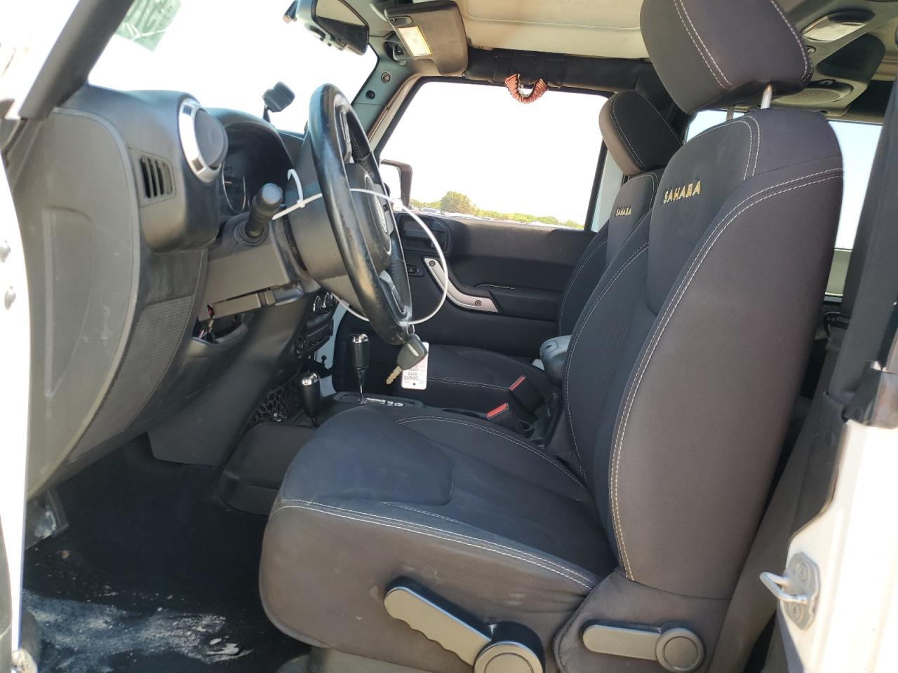 1C4AJWBG4DL536856 2013 Jeep Wrangler Sahara