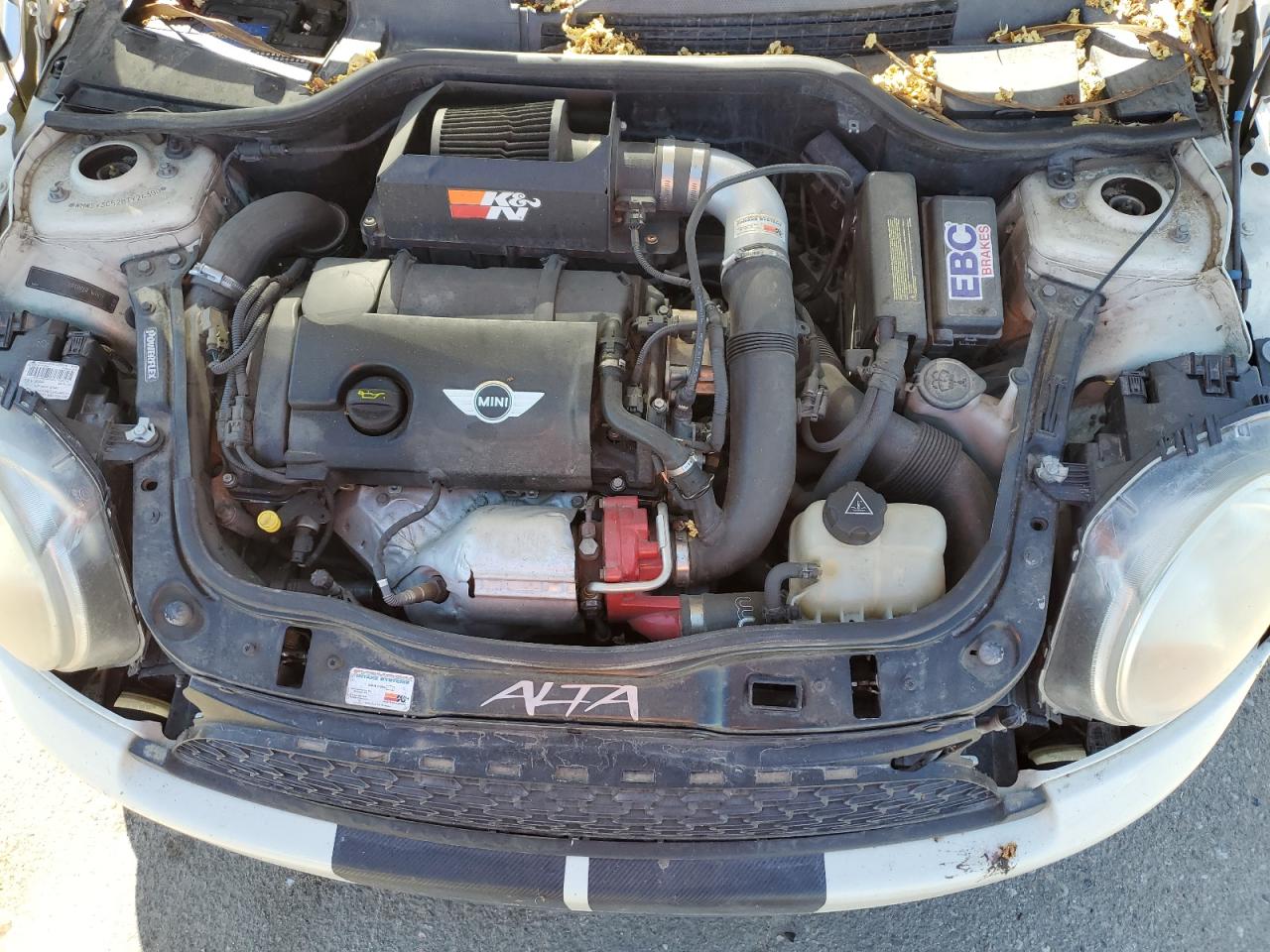 WMWSV3C52BTY24390 2011 Mini Cooper S