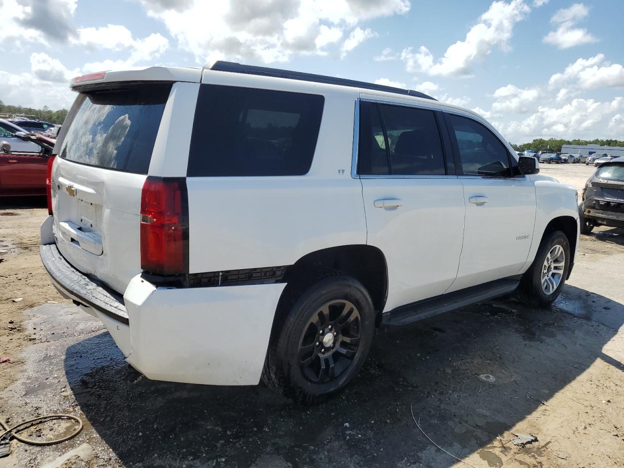 1GNSKBKC4KR275253 2019 Chevrolet Tahoe K1500 Lt