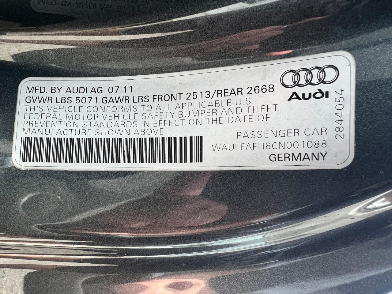 2012 Audi A5 Premium Plus vin: WAULFAFH6CN001088