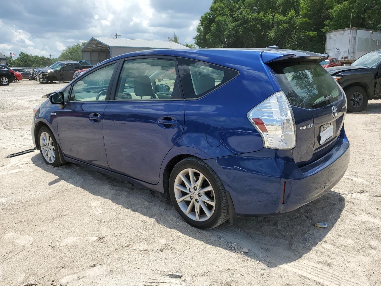 JTDZN3EUXC3037209 2012 Toyota Prius V