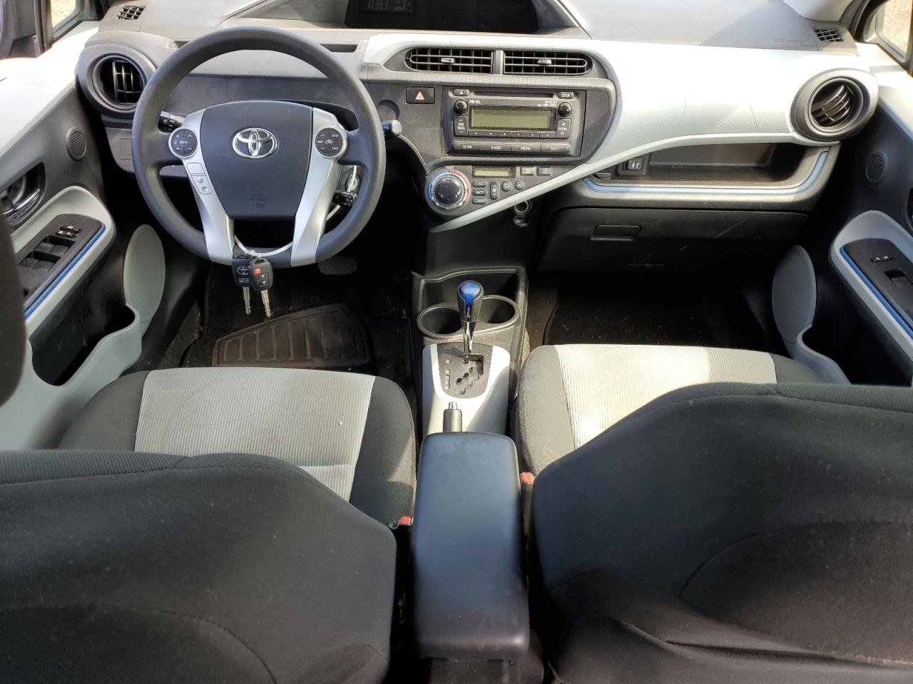 JTDKDTB35C1019003 2012 Toyota Prius C