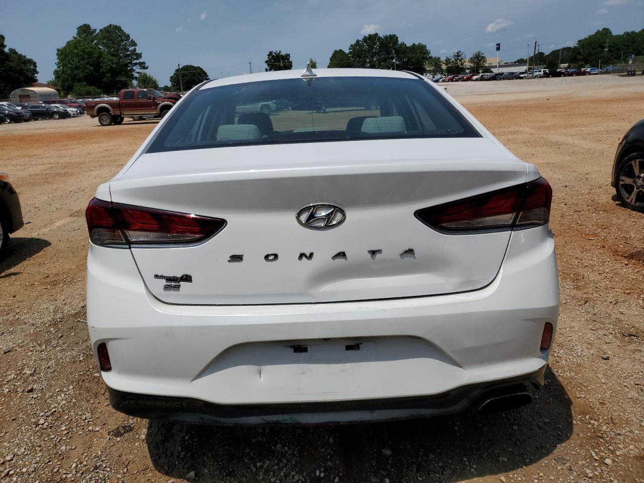 5NPE24AF2KH808690 2019 Hyundai Sonata Se