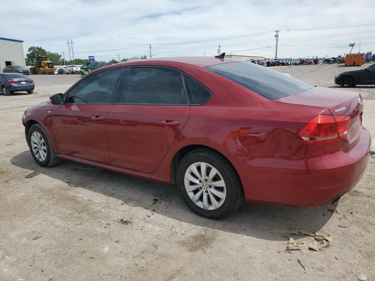 2015 Volkswagen Passat S vin: 1VWAT7A30FC049944