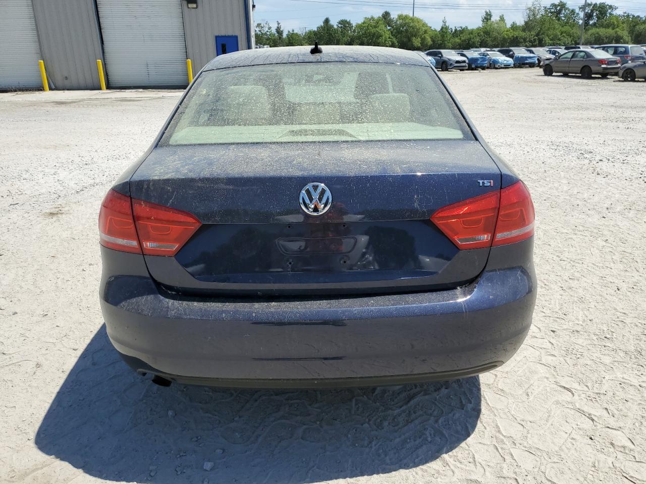 1VWAT7A32EC093877 2014 Volkswagen Passat S