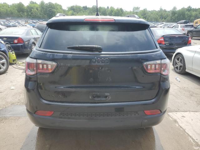 2018 Jeep Compass Latitude VIN: 3C4NJDBB8JT304321 Lot: 57343884