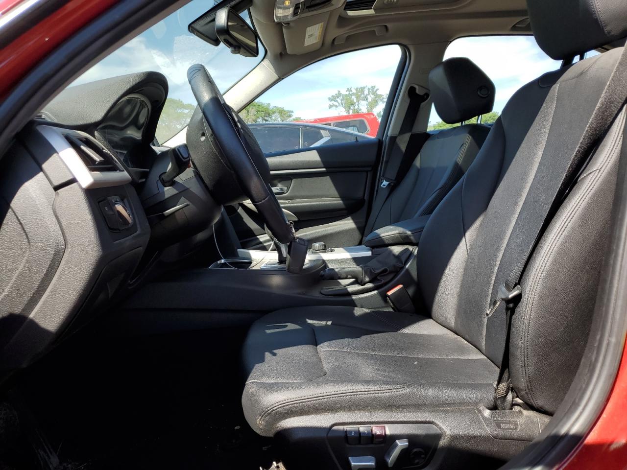 WBA8E5G52GNT40716 2016 BMW 320 Xi