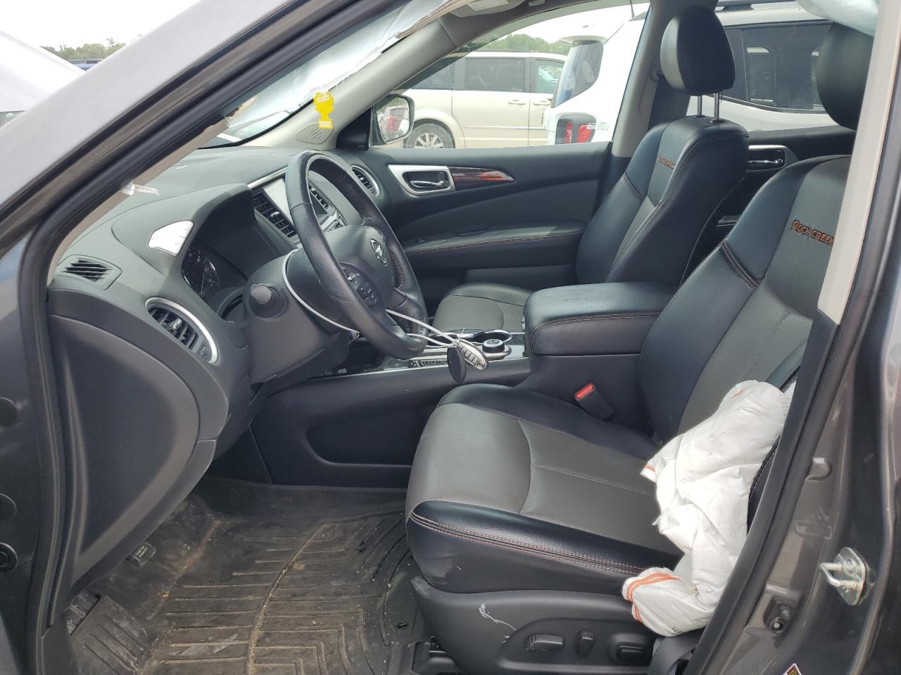 5N1DR2MM0KC614270 2019 Nissan Pathfinder S