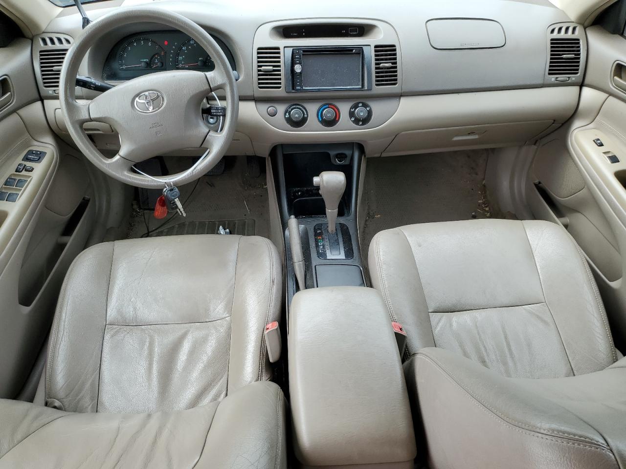 4T1BE32K74U340203 2004 Toyota Camry Le