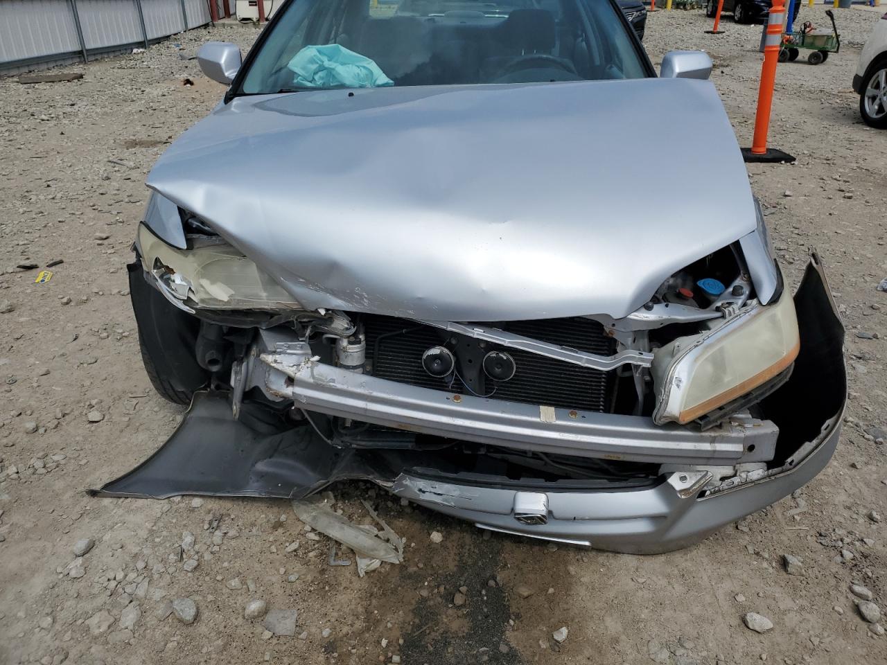 1HGCG5645YA142495 2000 Honda Accord Lx