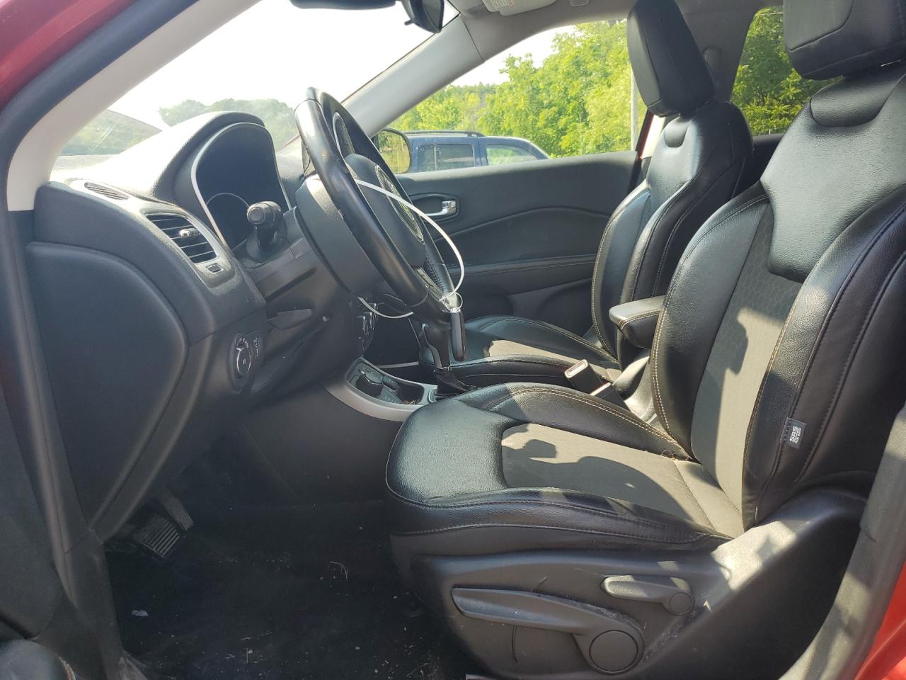 3C4NJDBB7JT400621 2018 Jeep Compass Latitude