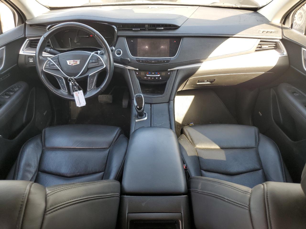 1GYKNDRS7JZ202816 2018 Cadillac Xt5 Luxury